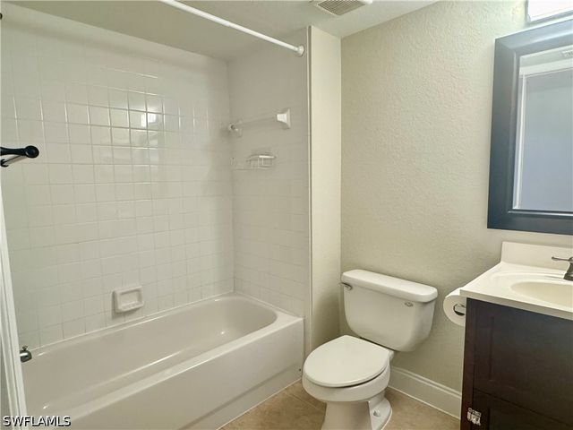 4620 Saint Croix LN 932, Naples, FL 34109