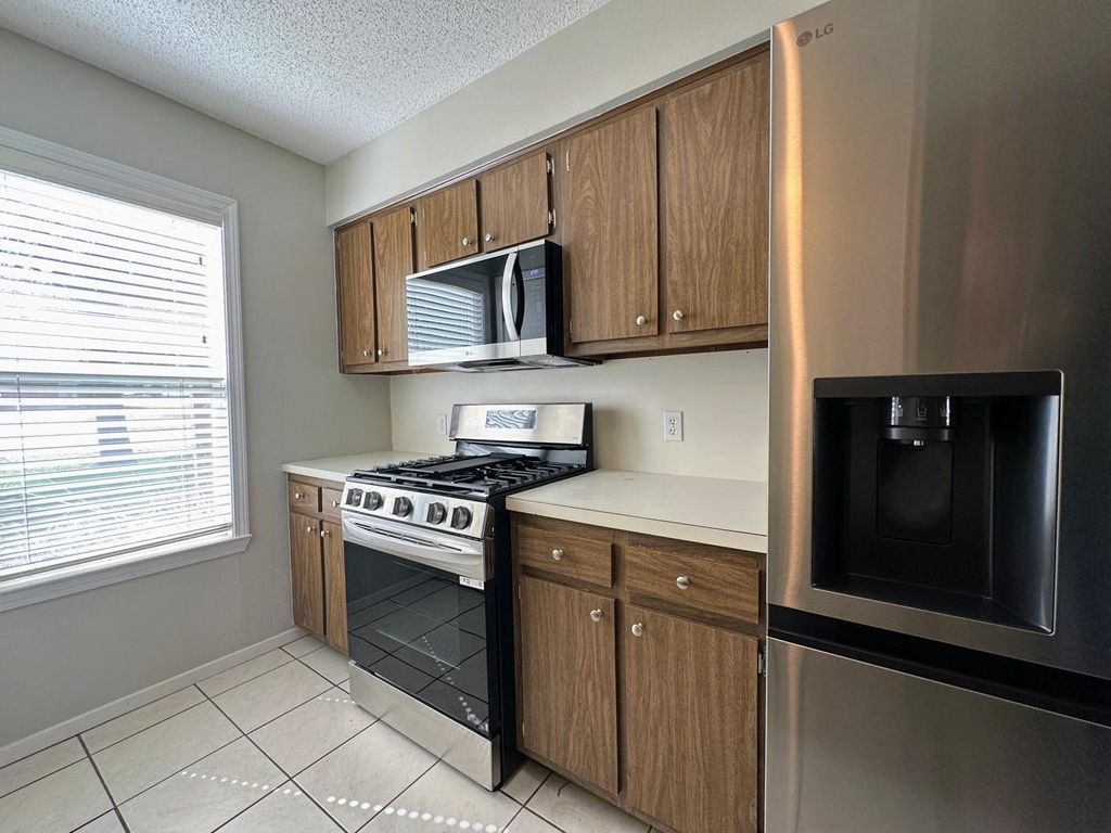 5110 Powder River RD, Austin, TX 78759