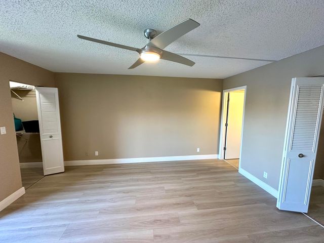 14460 Strathmore Lane 306, Delray Beach, FL 33446