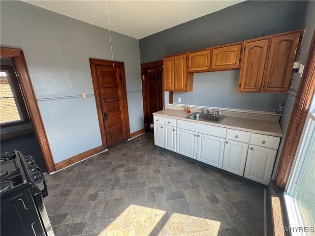 908 Tonawanda Street, Buffalo, NY 14207