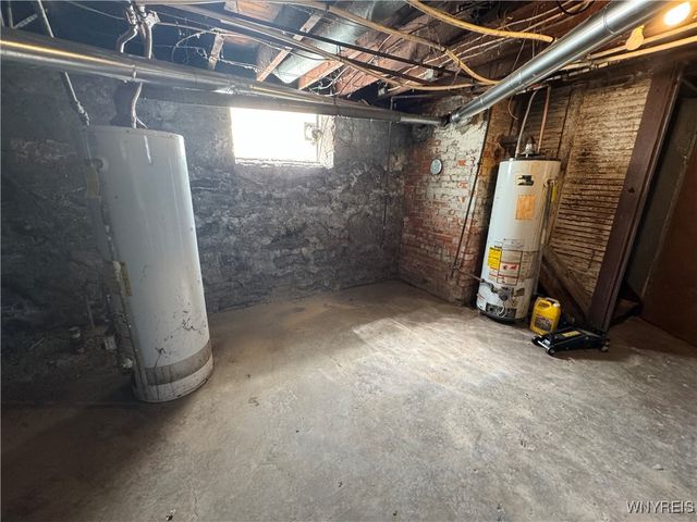 908 Tonawanda Street, Buffalo, NY 14207