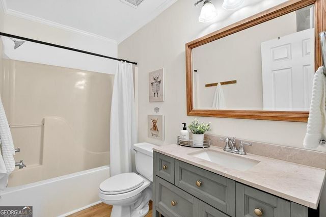 8635 Sapphire Lane, Gainesville, GA 30506