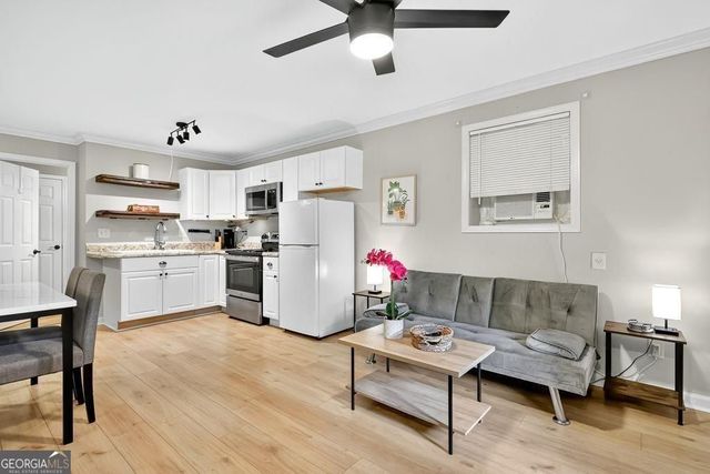 8635 Sapphire Lane, Gainesville, GA 30506