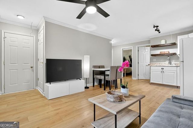 8635 Sapphire Lane, Gainesville, GA 30506