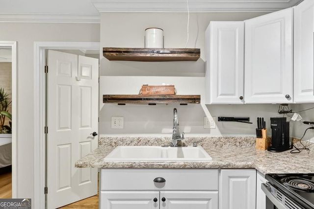 8635 Sapphire Lane, Gainesville, GA 30506