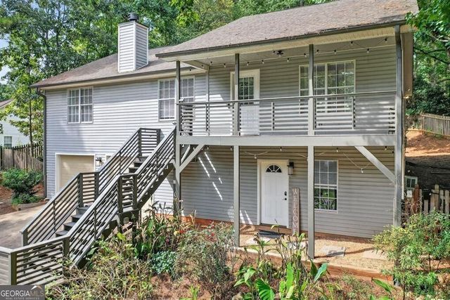 8635 Sapphire Lane, Gainesville, GA 30506