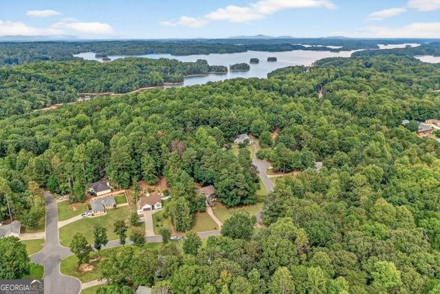 8635 Sapphire Lane, Gainesville, GA 30506