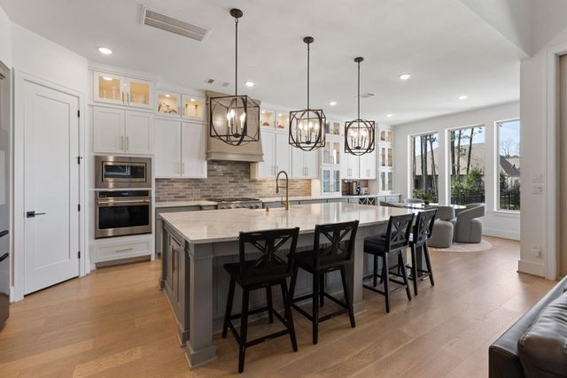 208 S Empress Green Place, Montgomery, TX 77316