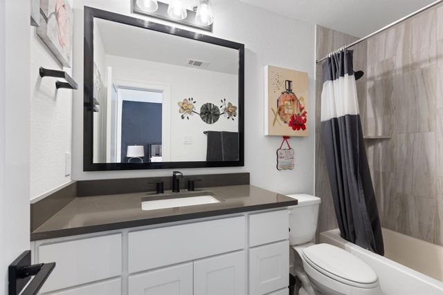 208 S Empress Green Place, Montgomery, TX 77316