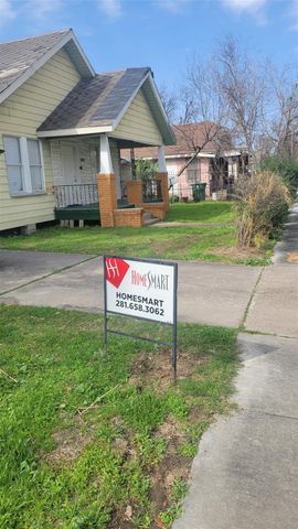 2703 Cochran, Houston, TX 77009