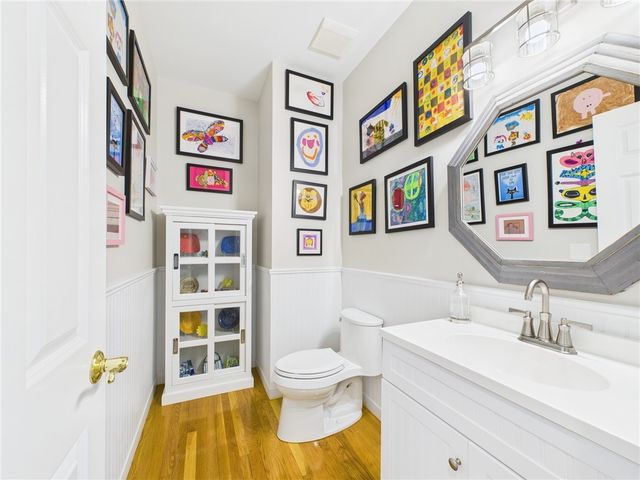 30 Taggart Court, East Greenwich, RI 02818