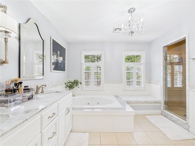 30 Taggart Court, East Greenwich, RI 02818