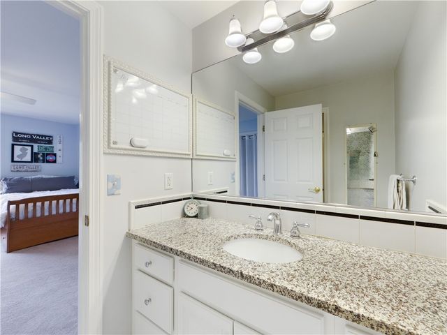 30 Taggart Court, East Greenwich, RI 02818