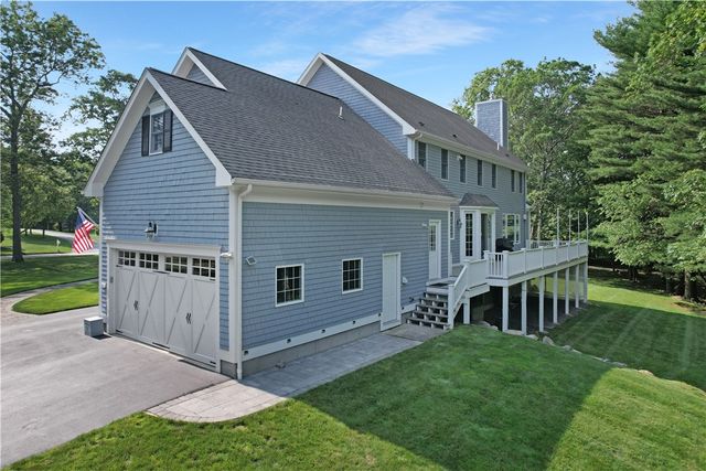 30 Taggart Court, East Greenwich, RI 02818