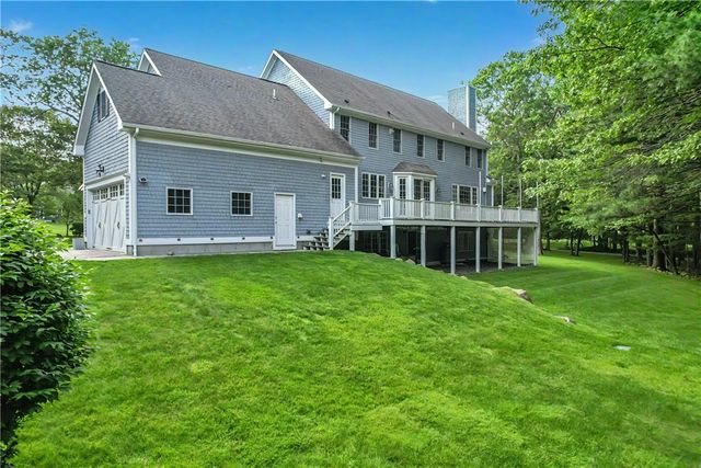 30 Taggart Court, East Greenwich, RI 02818