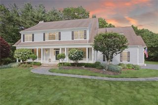 30 Taggart Court, East Greenwich, RI 02818