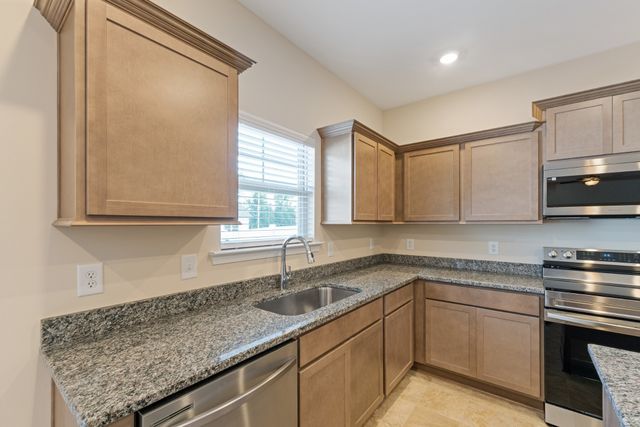 116 Stonehenge Cir, Manchester, TN 37355