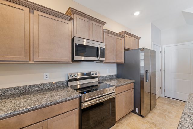 116 Stonehenge Cir, Manchester, TN 37355