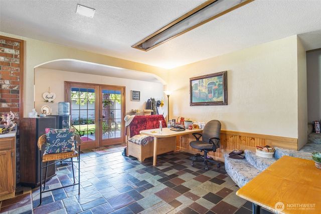 1497 Old Military Road SE, Tenino, WA 98589