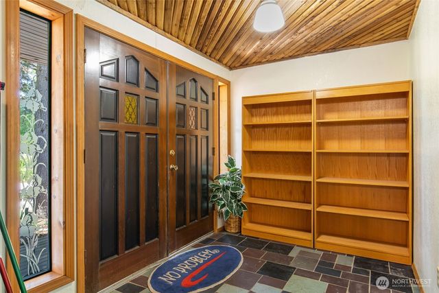 1497 Old Military Road SE, Tenino, WA 98589