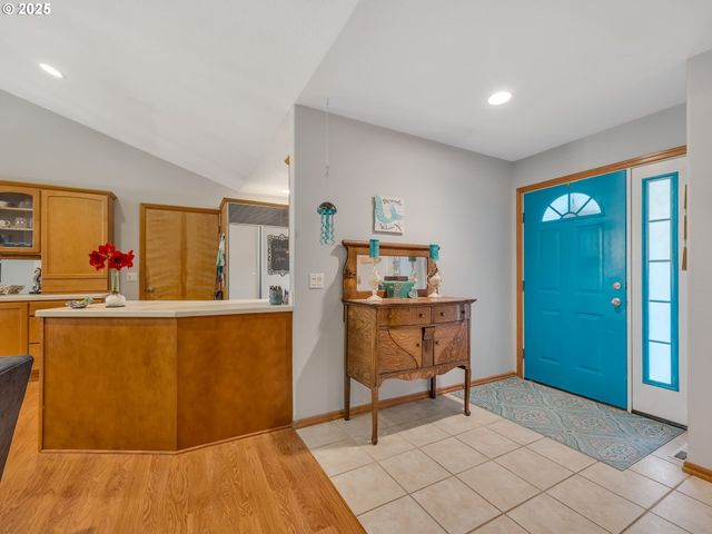 1295 JEFFREY Dr, Seaside, OR 97138