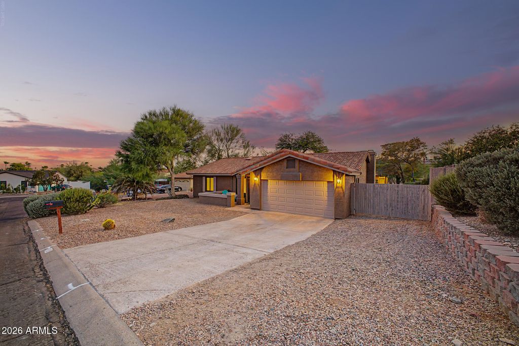 15210 N PEACHTREE Lane, Fountain Hills, AZ 85268 — photo 2