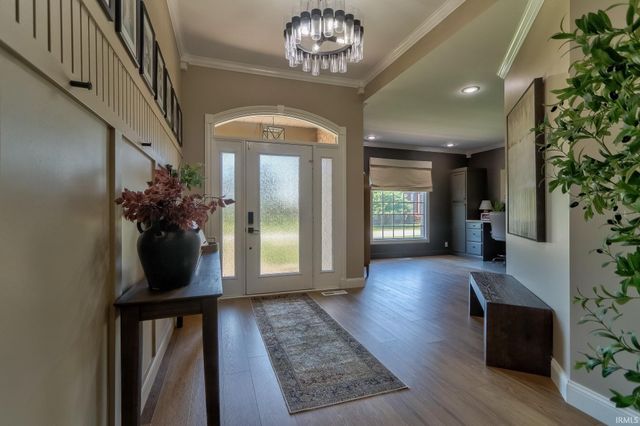 5788 Woodbridge Trail, Newburgh, IN 47630