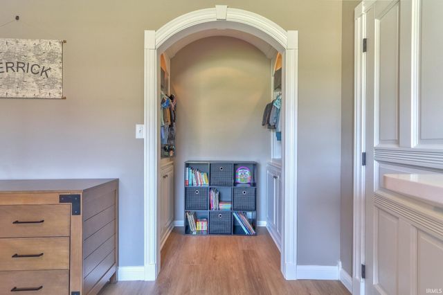 5788 Woodbridge Trail, Newburgh, IN 47630