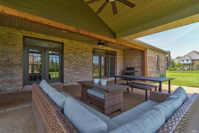 5788 Woodbridge Trail, Newburgh, IN 47630
