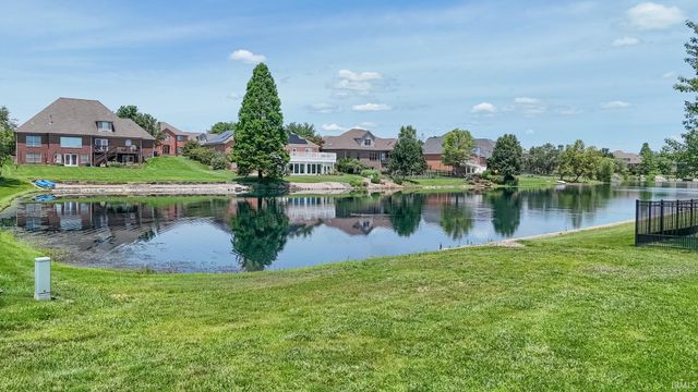 5788 Woodbridge Trail, Newburgh, IN 47630
