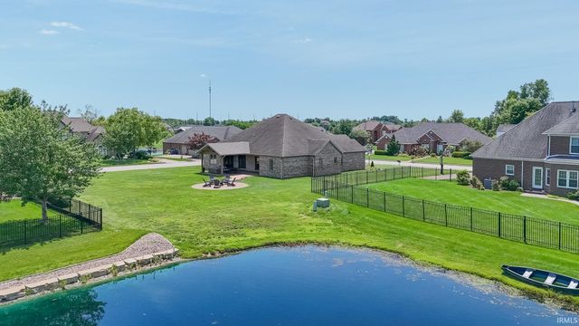 5788 Woodbridge Trail, Newburgh, IN 47630