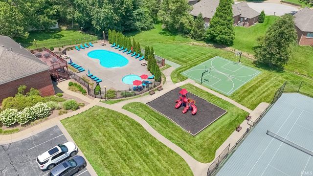 5788 Woodbridge Trail, Newburgh, IN 47630