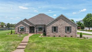 5788 Woodbridge Trail, Newburgh, IN 47630