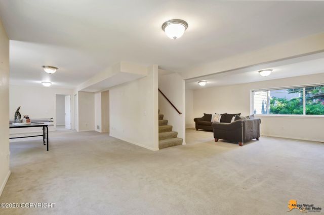 4825 Potter Crest Circle, Anchorage, AK 99516