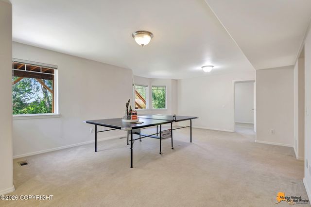 4825 Potter Crest Circle, Anchorage, AK 99516