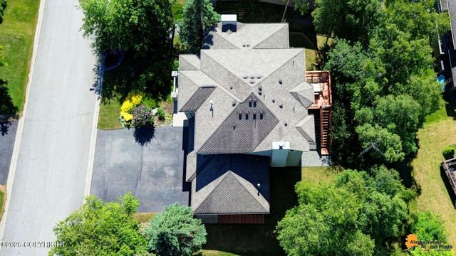 4825 Potter Crest Circle, Anchorage, AK 99516