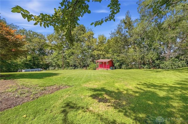186 Meadow Lane, Springfield, OH 45505
