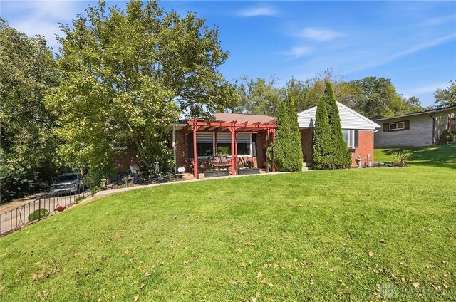 186 Meadow Lane, Springfield, OH 45505