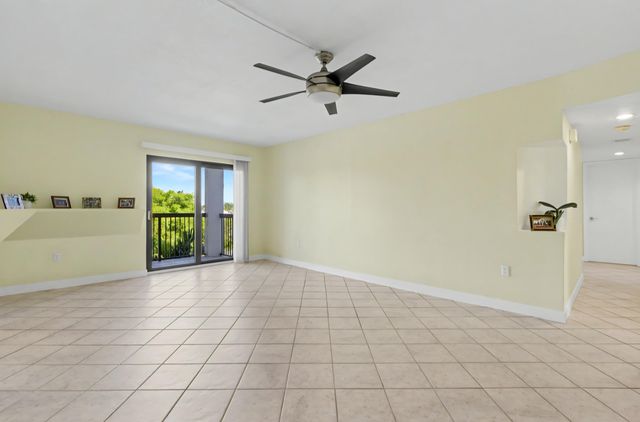 701 NW 19th Street NW 401, Fort Lauderdale, FL 33311