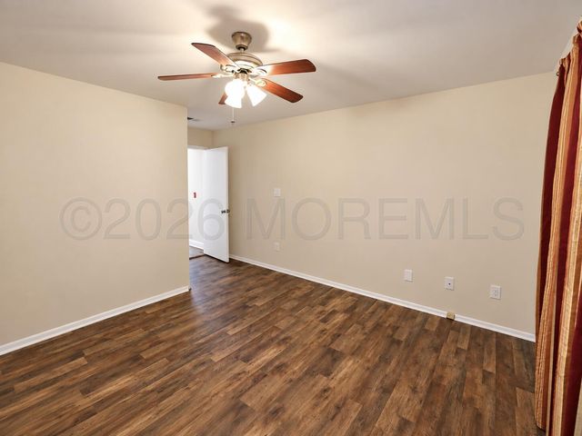 1405 Silver Court, Hamilton Square, NJ 08690