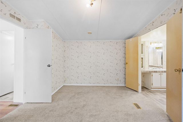 9A Goree Circle, Huntsville, TX 77340