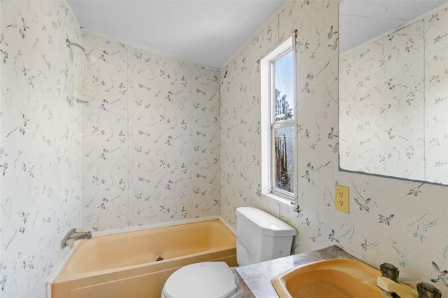 9A Goree Circle, Huntsville, TX 77340