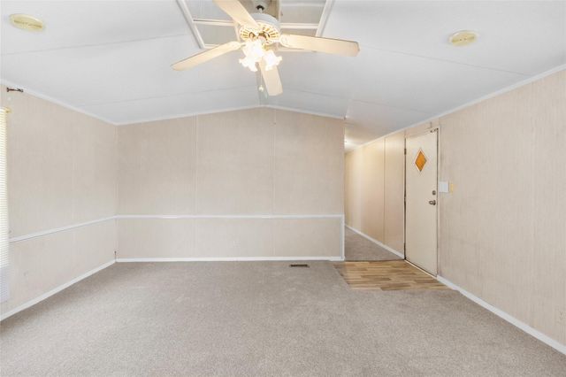 9A Goree Circle, Huntsville, TX 77340