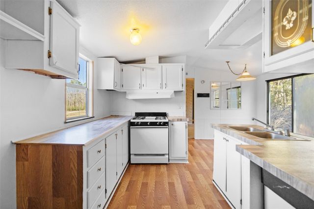 9A Goree Circle, Huntsville, TX 77340