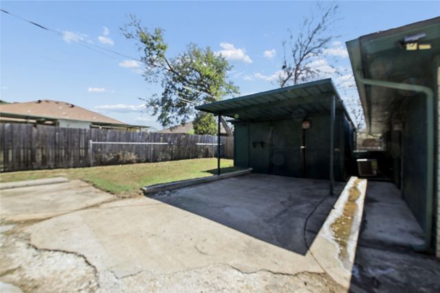 7724 Jennifer Lane, North Richland Hills, TX 76182