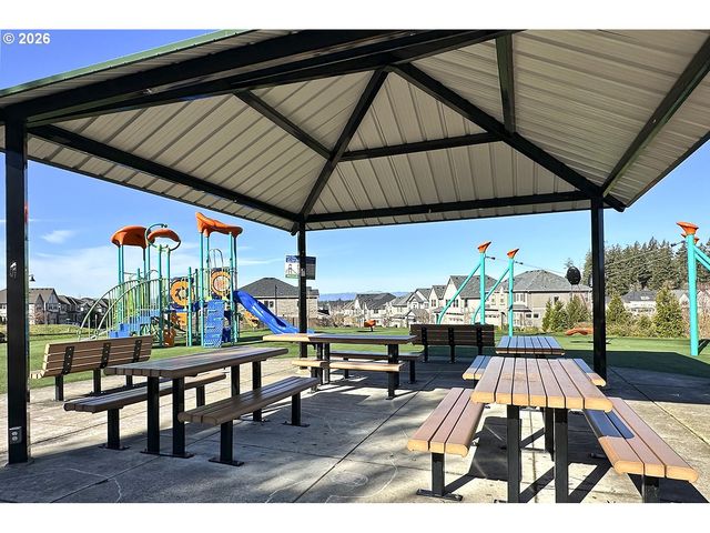 7522 Nw ELISE Ave, Portland, OR 97229