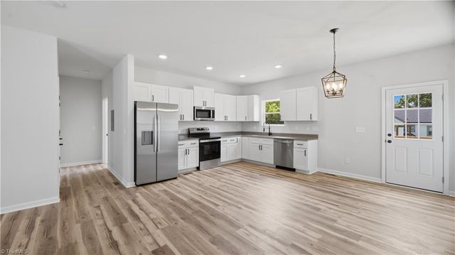400 Crater Street, Burlington, NC 27217