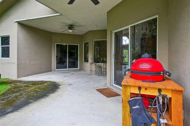 14591 SW 23rd Street, Davie, FL 33325
