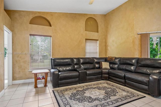 14591 SW 23rd Street, Davie, FL 33325