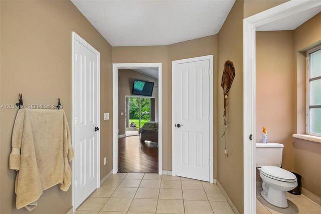 14591 SW 23rd Street, Davie, FL 33325